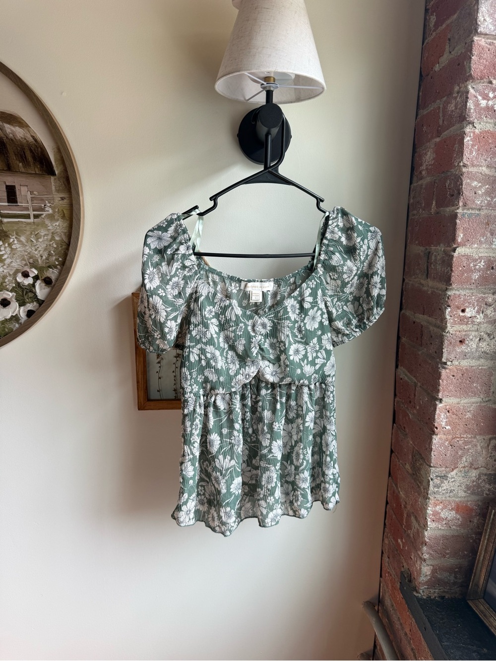 Floral Puff-Sleeve Peplum Top - Sage Green